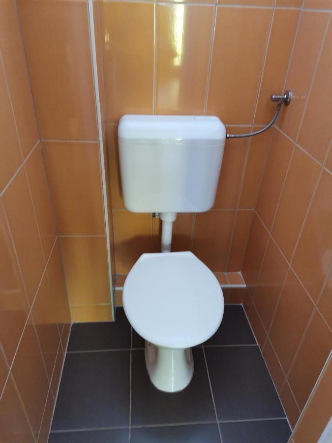 Roland Apartman Apartment Balatonlelle Exterior photo